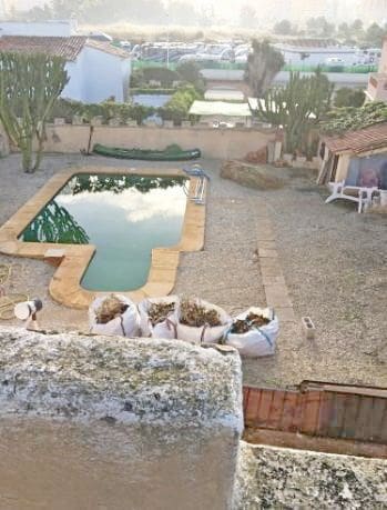 6 chambre Villa/Maison à vendre à Cometa - Carrió, Calpe / Calp avec piscine garage - 449 000 € (Ref: 8869289)