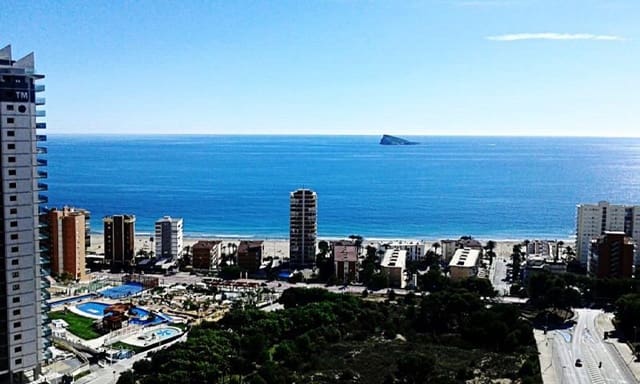Apartamento de 3 habitaciones en Playa Poniente, Benidorm en venta con piscina garaje - 500.000 € (Ref: 8901742)