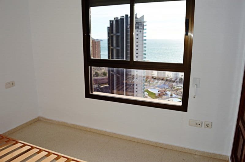 3 makuuhuone Huoneisto myytävänä paikassa Benidorm mukana uima-altaan 
autotalli - 500 000 € (Ref: 8901742)