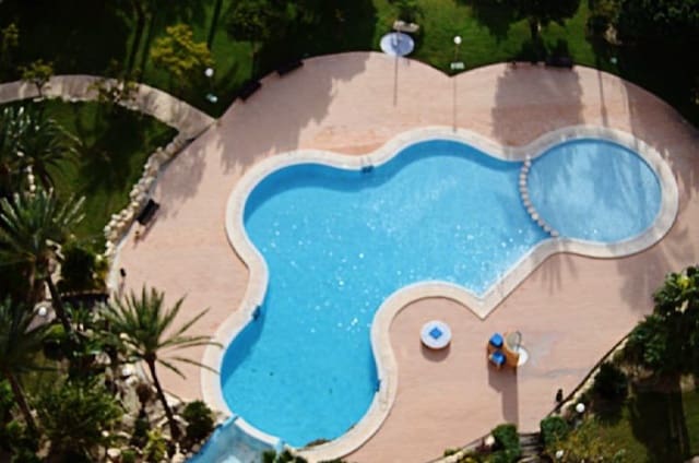 Apartamento de 3 habitaciones en Playa Poniente, Benidorm en venta con piscina garaje - 500.000 € (Ref: 8901742)