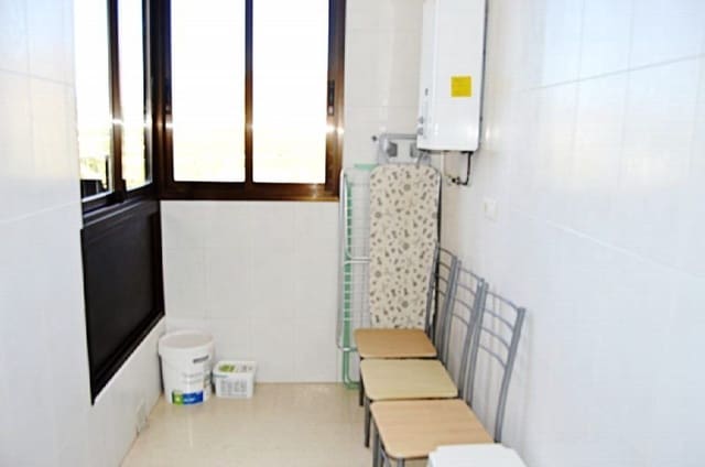 Apartamento de 3 habitaciones en Playa Poniente, Benidorm en venta con piscina garaje - 500.000 € (Ref: 8901742)