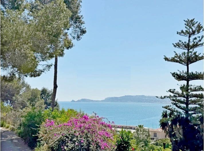 3 soveværelse Semi-Rækkehus til salg i Javea / Xabia - € 668.000 (Ref: 8934872)