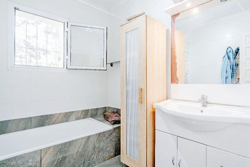 Chalet de 2 habitaciones en Moraira en venta con piscina garaje - 550.000 € (Ref: 8942707)