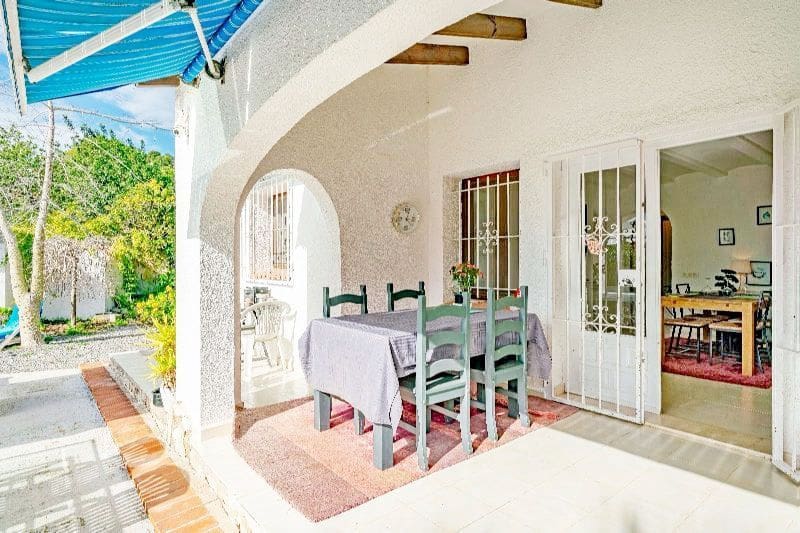 Chalet de 2 habitaciones en Moraira en venta con piscina garaje - 550.000 € (Ref: 8942707)