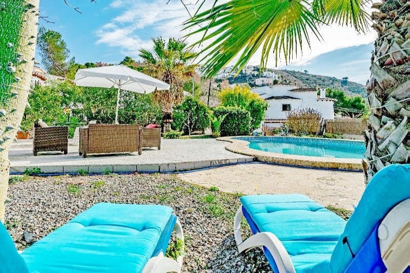 Chalet de 2 habitaciones en Moraira en venta con piscina garaje - 550.000 € (Ref: 8942707)