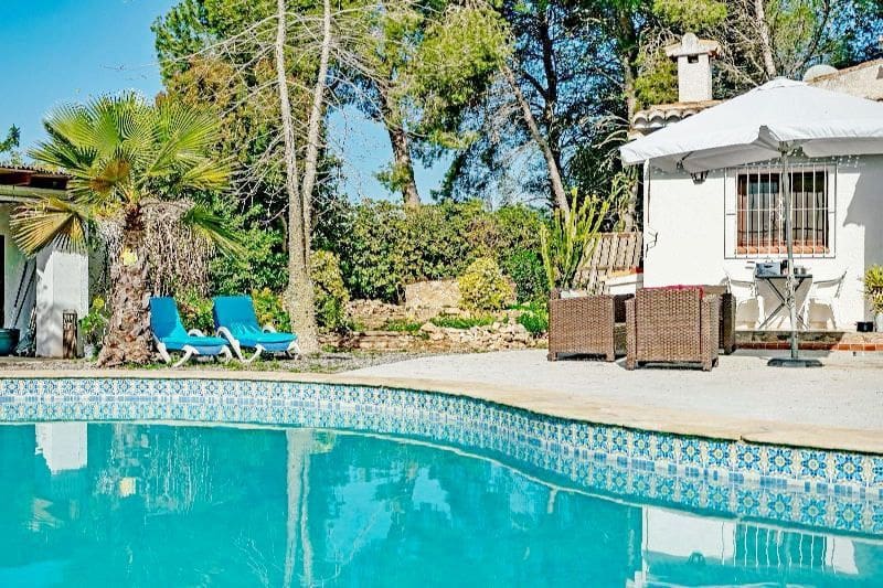 Chalet de 2 habitaciones en Moraira en venta con piscina garaje - 550.000 € (Ref: 8942707)