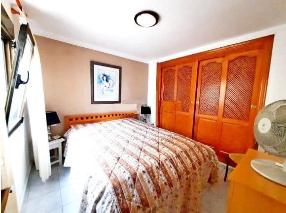 2 soveværelse Semi-Rækkehus til salg i Moraira med swimmingpool garage - € 310.000 (Ref: 8945899)