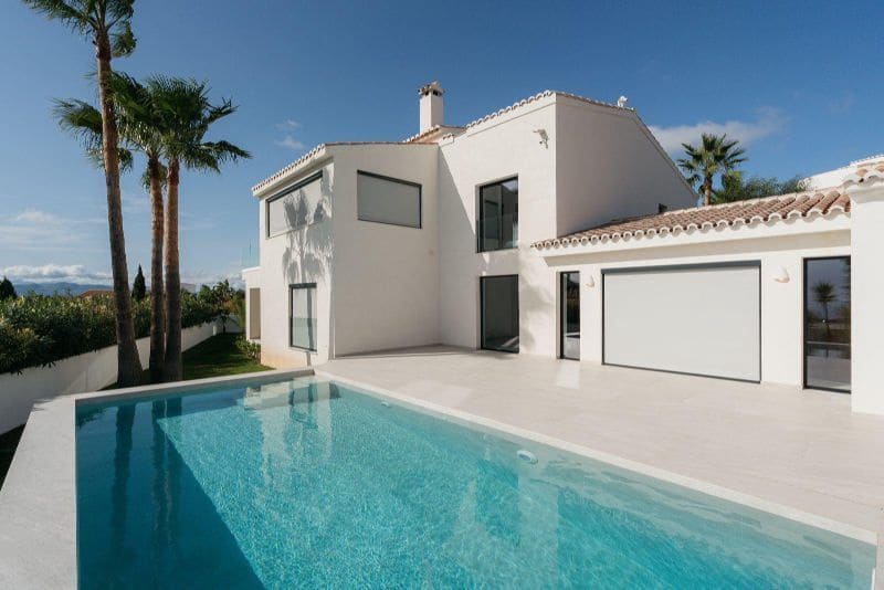 5 quarto Moradia para venda em Cumbre del Sol com piscina garagem - 1 890 000 € (Ref: 8950042)