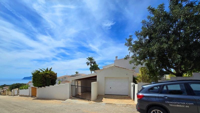 5 quarto Moradia para venda em Cumbre del Sol com piscina garagem - 1 890 000 € (Ref: 8950042)