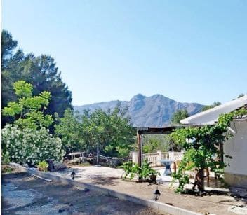 2 soveværelse Finca/Landehus til salg i Parcent med garage - € 330.000 (Ref: 8964193)