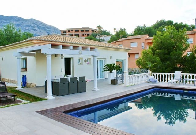 5 soveværelse Villa til salg i El Montgó, Dénia med swimmingpool garage - € 599.000 (Ref: 8967942)