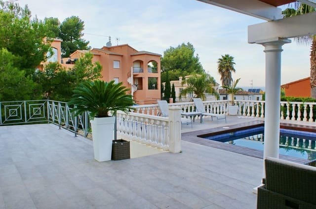 5 soveværelse Villa til salg i El Montgó, Dénia med swimmingpool garage - € 599.000 (Ref: 8967942)