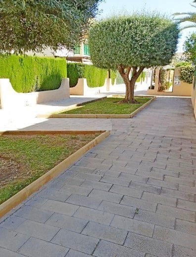 2 bedroom Apartment for sale in Denia with pool garage - € 193,000 (Ref: 9031304)