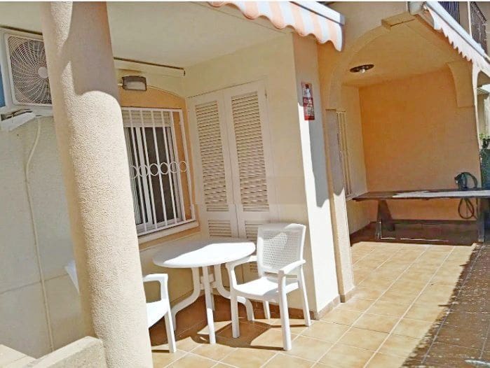2 bedroom Apartment for sale in Denia with pool garage - € 193,000 (Ref: 9031304)