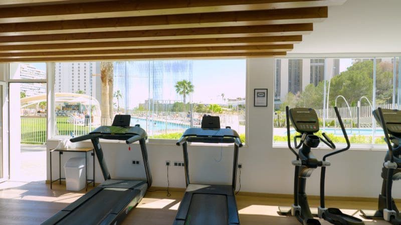 2 bedroom Apartment for sale in Benidorm with pool garage - € 635,000 (Ref: 9074839)