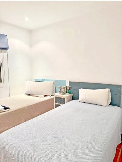 4 soverom Kjedet enebolig til salgs i Denia med svømmebasseng garasje - € 469 000 (Ref: 9095990)