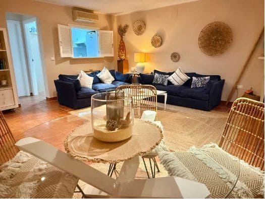 4 slaapkamer Halfvrijstaande villa te koop in Las Marinas / Les Marines, Dénia met zwembad garage - € 469.000 (Ref: 9095990)