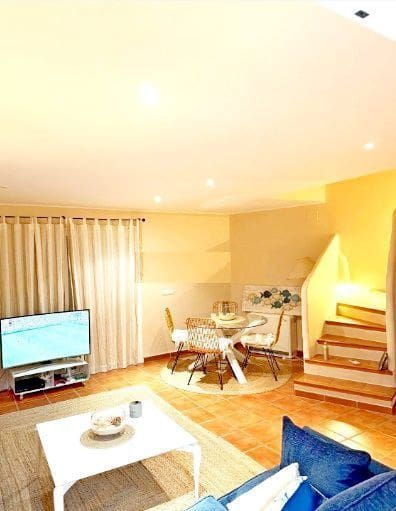 4 soverom Kjedet enebolig til salgs i Denia med svømmebasseng garasje - € 469 000 (Ref: 9095990)