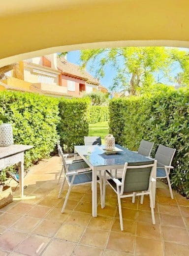 4 soverom Kjedet enebolig til salgs i Denia med svømmebasseng garasje - € 469 000 (Ref: 9095990)