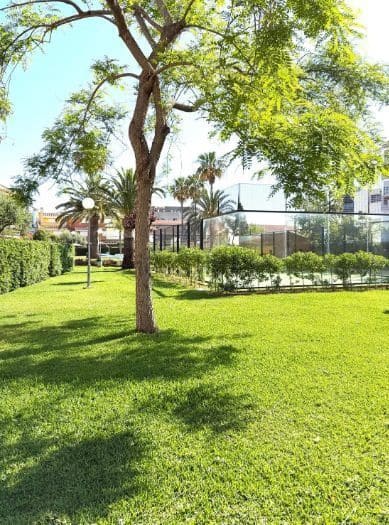 4 soverom Kjedet enebolig til salgs i Denia med svømmebasseng garasje - € 469 000 (Ref: 9095990)