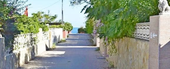 2 bedroom Apartment for sale in Denia with pool garage - € 360,000 (Ref: 9095992)