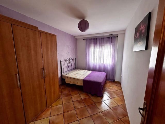 3 soveværelse Lejlighed til salg i Centro Urbano, Dénia med garage - € 379.000 (Ref: 9113791)