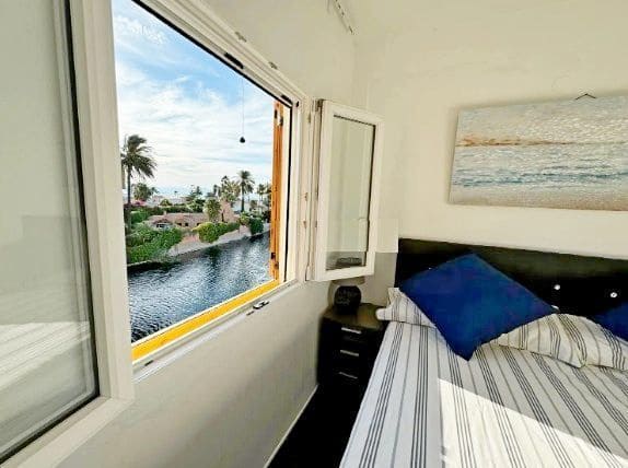 2 bedroom Apartment for sale in Denia with pool garage - € 315,000 (Ref: 9113792)