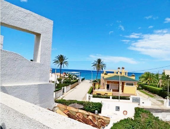 2 bedroom Apartment for sale in Denia with pool garage - € 315,000 (Ref: 9113792)