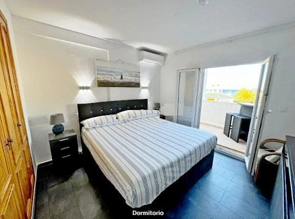 2 bedroom Apartment for sale in Denia with pool garage - € 315,000 (Ref: 9113792)