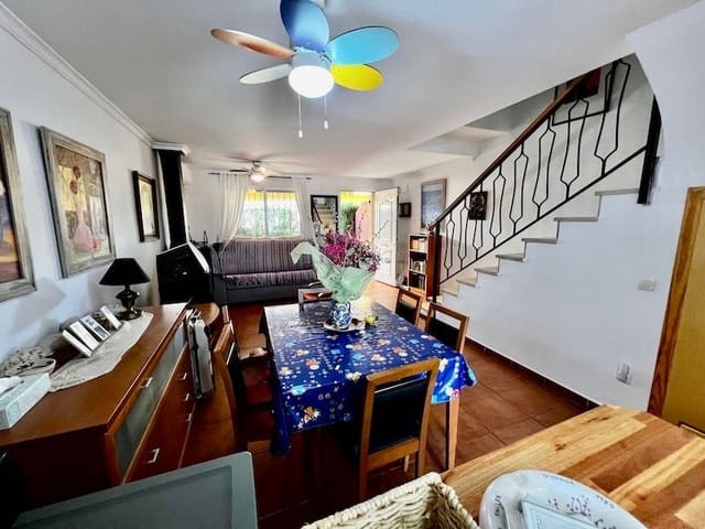 3 soveværelse Semi-Rækkehus til salg i Las Marinas / Les Marines, Dénia med swimmingpool garage - € 280.000 (Ref: 9126502)