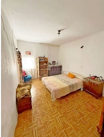 5 bedroom Townhouse for sale in Parcent - € 116,000 (Ref: 9148833)