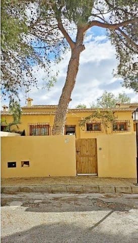 3 soveværelse Semi-Rækkehus til salg i Moraira, Teulada-Moraira med swimmingpool garage - € 548.000 (Ref: 9160775)