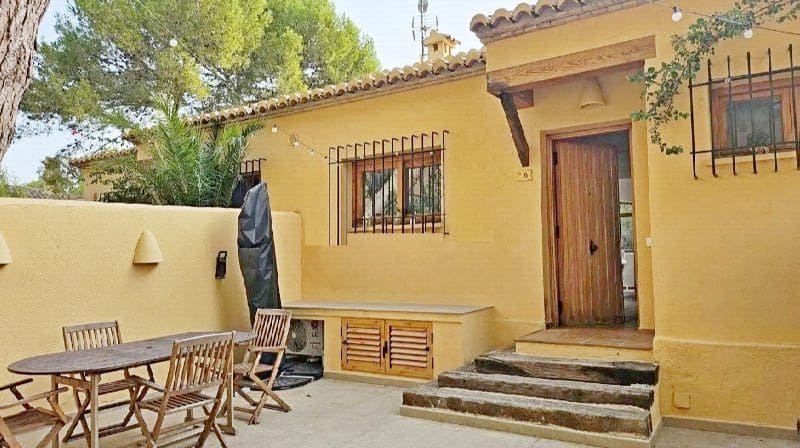 3 soveværelse Semi-Rækkehus til salg i Moraira med swimmingpool garage - € 548.000 (Ref: 9160775)
