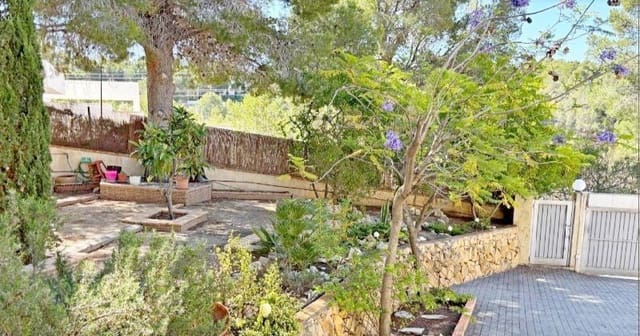 4 bedroom Villa for sale in Altea la Vella, Altea with pool garage - € 723,000 (Ref: 9165479)