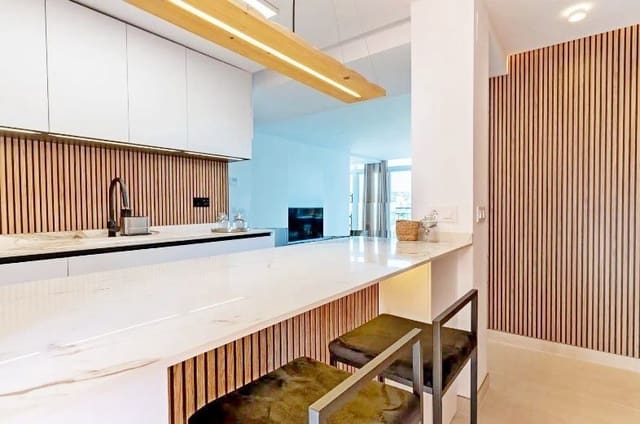 Apartamento de 2 habitaciones en Levante - Playa Fossa, Calpe / Calp en venta con garaje - 340.000 € (Ref: 9176159)