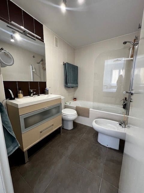 2 makuuhuone Huoneisto myytävänä paikassa Denia mukana uima-altaan 
autotalli - 340 000 € (Ref: 9202160)