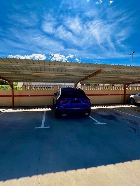 2 makuuhuone Huoneisto myytävänä paikassa Denia mukana uima-altaan 
autotalli - 340 000 € (Ref: 9202160)