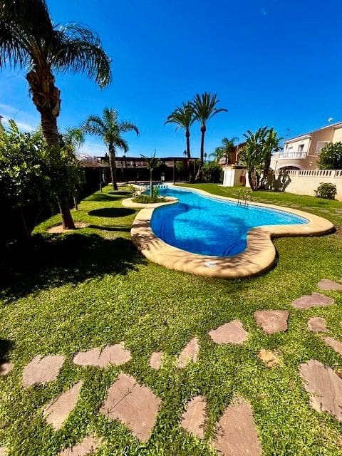 2 makuuhuone Huoneisto myytävänä paikassa Denia mukana uima-altaan 
autotalli - 340 000 € (Ref: 9202160)