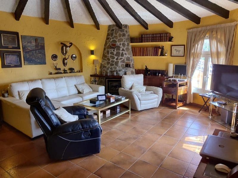 3 sovrum Villa till salu i Calpe / Calp med pool garage - 520 000 € (Ref: 9217003)