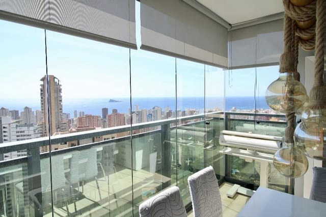 Ático de 2 habitaciones en Benidorm en venta con piscina garaje - 565.000 € (Ref: 9269146)