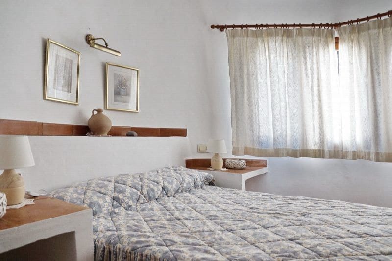 3 soveværelse Semi-Rækkehus til leje i Denia med swimmingpool garage - € 1.400 (Ref: 9272053)