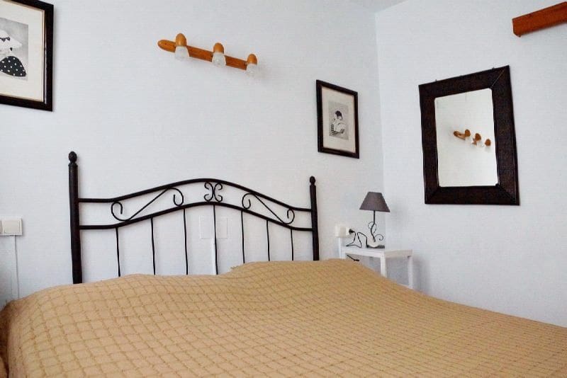 3 soveværelse Semi-Rækkehus til leje i Denia med swimmingpool garage - € 1.400 (Ref: 9272053)