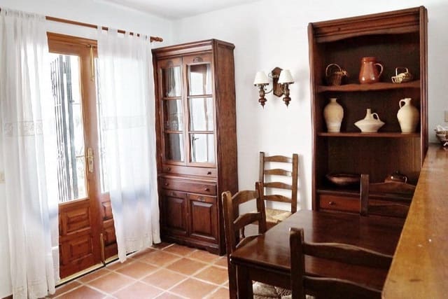 3 bedroom Semi-detached Villa for rent in Las Rotas / Les Rotes, Dénia with pool garage - € 1,400 (Ref: 9272053)