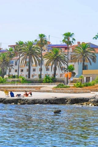 3 bedroom Semi-detached Villa for rent in Las Rotas / Les Rotes, Dénia with pool garage - € 1,400 (Ref: 9272053)