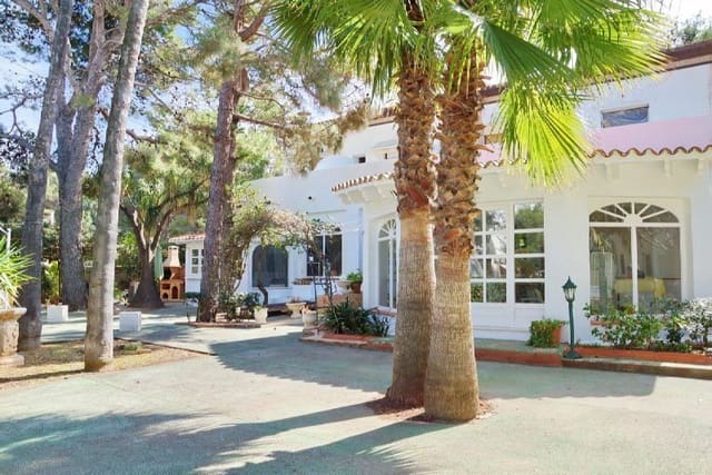 3 bedroom Semi-detached Villa for rent in Las Rotas / Les Rotes, Dénia with pool garage - € 1,400 (Ref: 9272053)