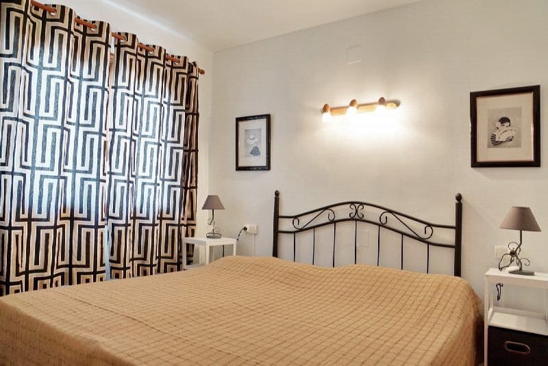 3 soveværelse Semi-Rækkehus til leje i Denia med swimmingpool garage - € 1.400 (Ref: 9272053)