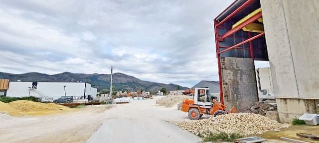 Business for sale in Jalón / Xaló - € 2,000,000 (Ref: 9310432)