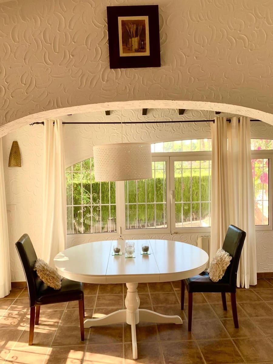 Chalet de 5 habitaciones en Moraira en venta con piscina garaje - 770.000 € (Ref: 9317167)