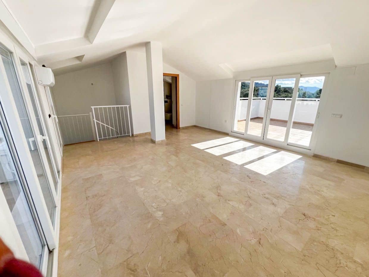 3 soverom Penthouse til salgs i Monte Pego med svømmebasseng - € 389 000 (Ref: 9344318)