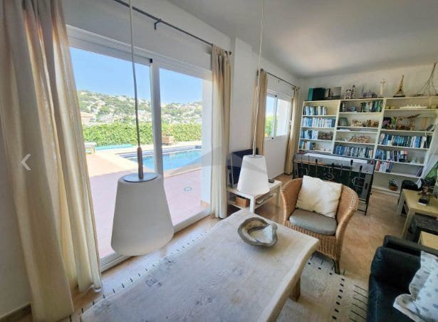 Chalet de 4 habitaciones en Moraira en venta con piscina garaje - 850.000 € (Ref: 9355459)